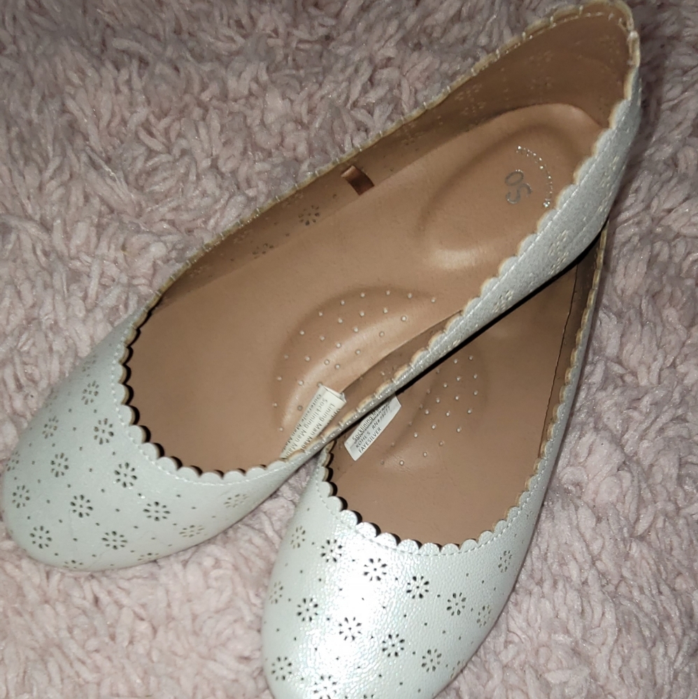 White flats